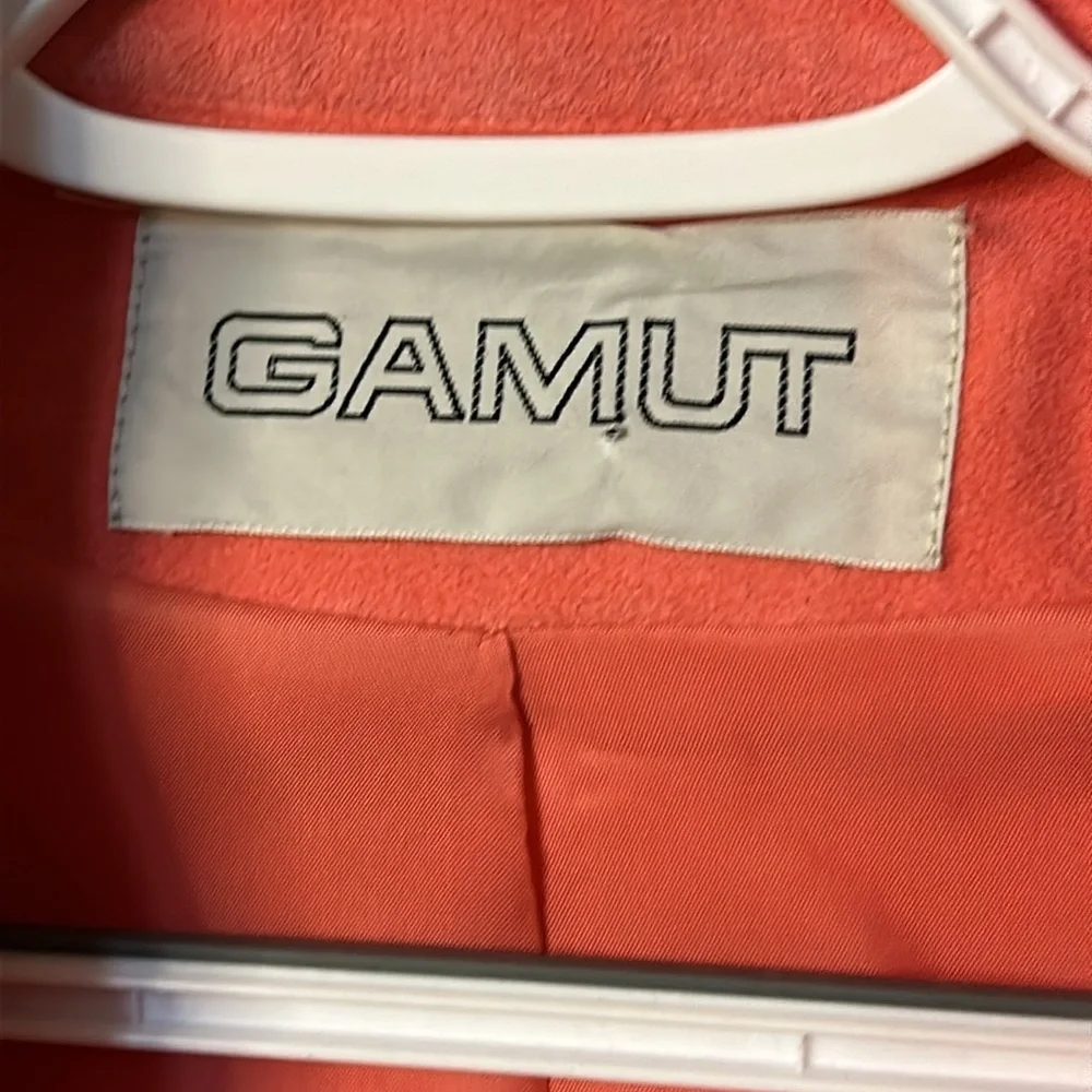 Gamut Women’s Salmon Suede Blazer Vintage Size 8